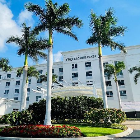Crowne Plaza Ft Myers Gulf Coast By Ihg Otel Fort Myers Dış mekan fotoğraf
