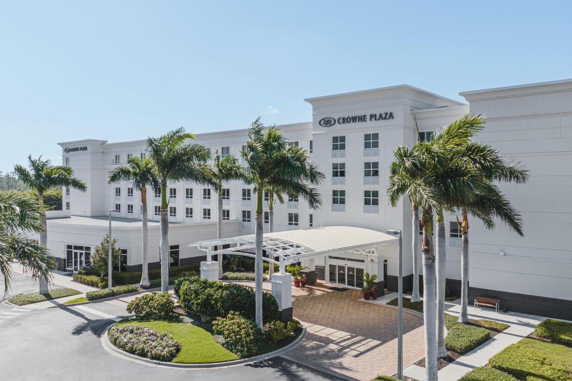 Crowne Plaza Ft Myers Gulf Coast By Ihg Otel Fort Myers Dış mekan fotoğraf