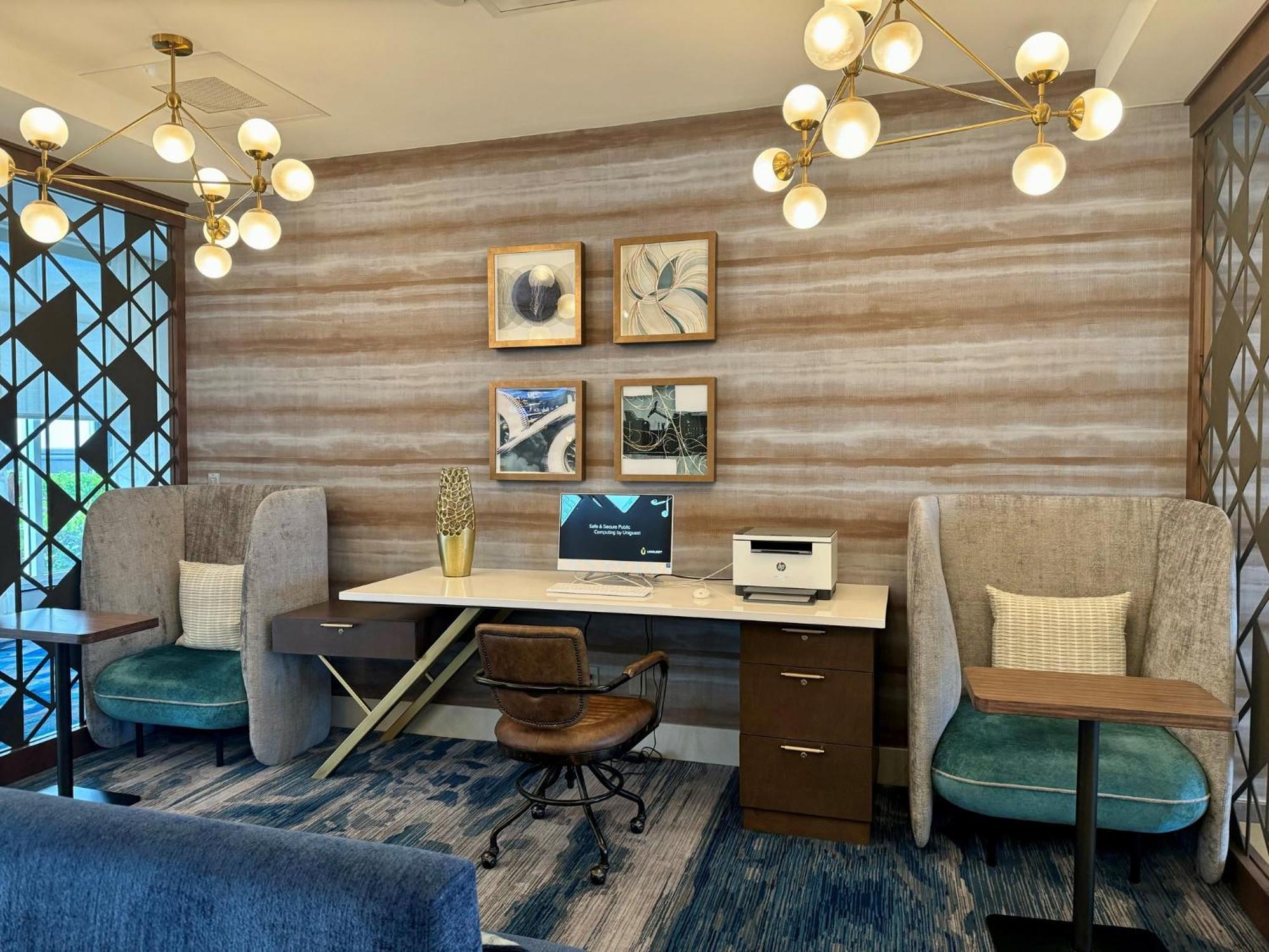Crowne Plaza Ft Myers Gulf Coast By Ihg Otel Fort Myers Dış mekan fotoğraf